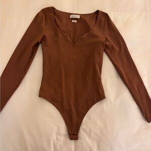 Babaton Aritzia Leone notch front contour brown Chestnut Long Sleeve Bodysuit